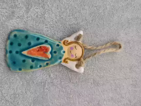 anioł ceramiczny