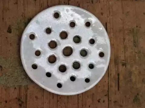 mydelniczka ceramiczna