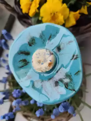 kwiaty ceramiczne na kijku