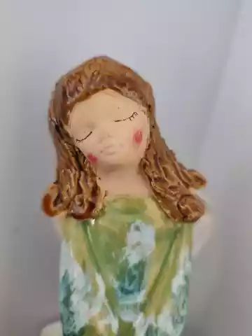 anioł ceramiczny