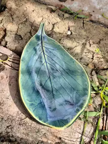 pojemnik ceramiczny na biżuterię lub miseczka