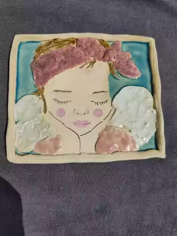 anioł ceramiczny