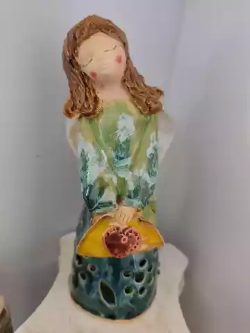 anioł ceramiczny