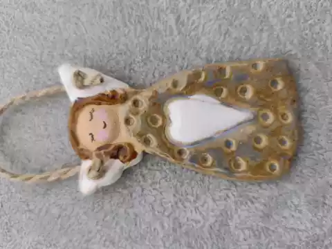 anioł ceramiczny