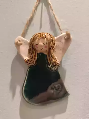 aniołek ceramiczny