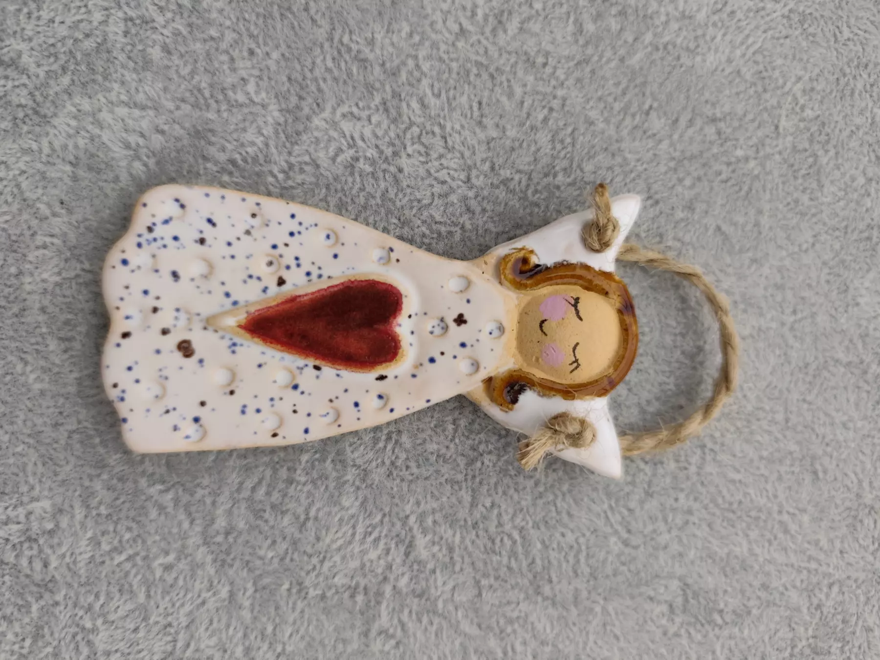 anioł ceramiczny