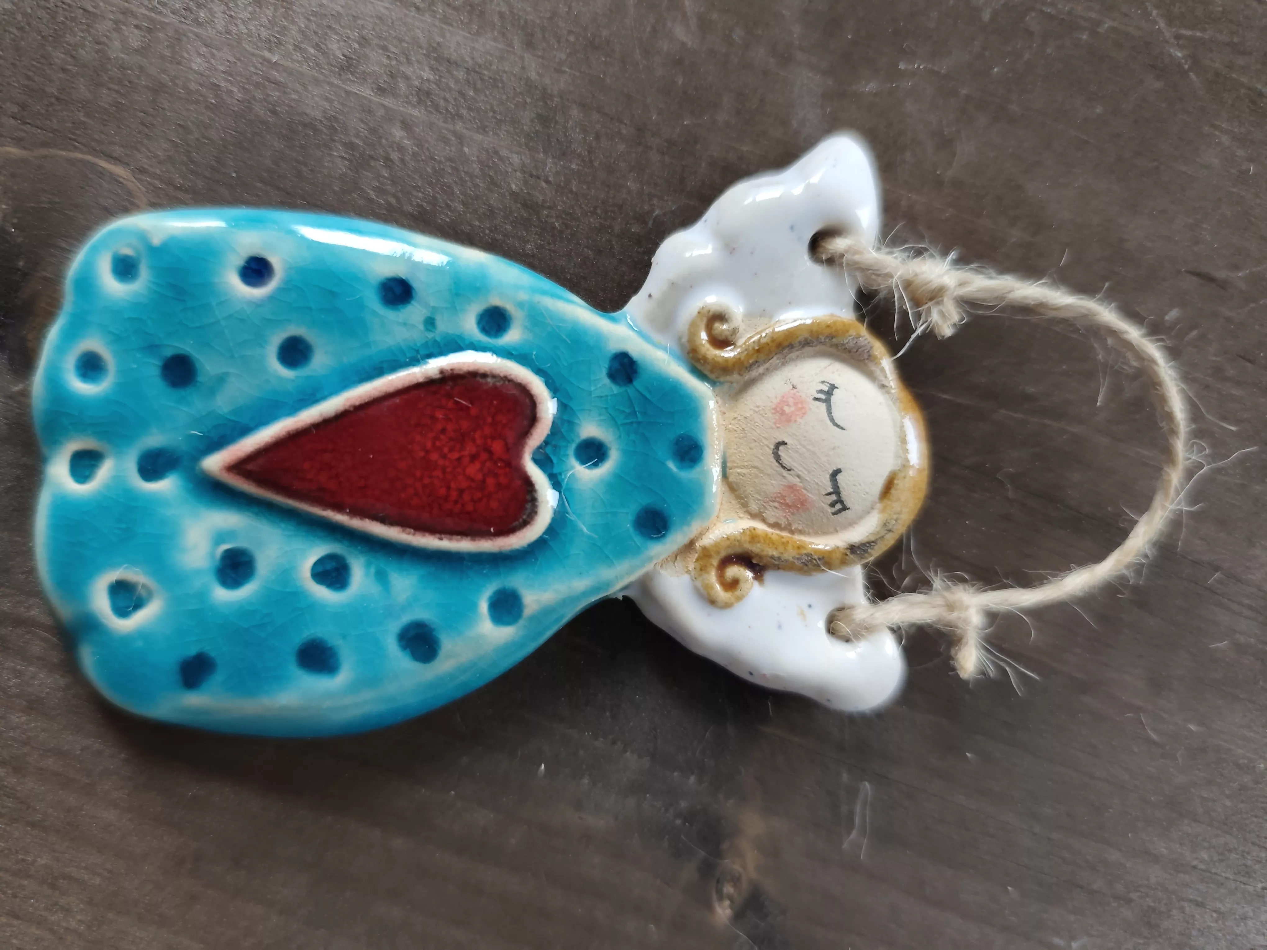aniołek ceramiczny