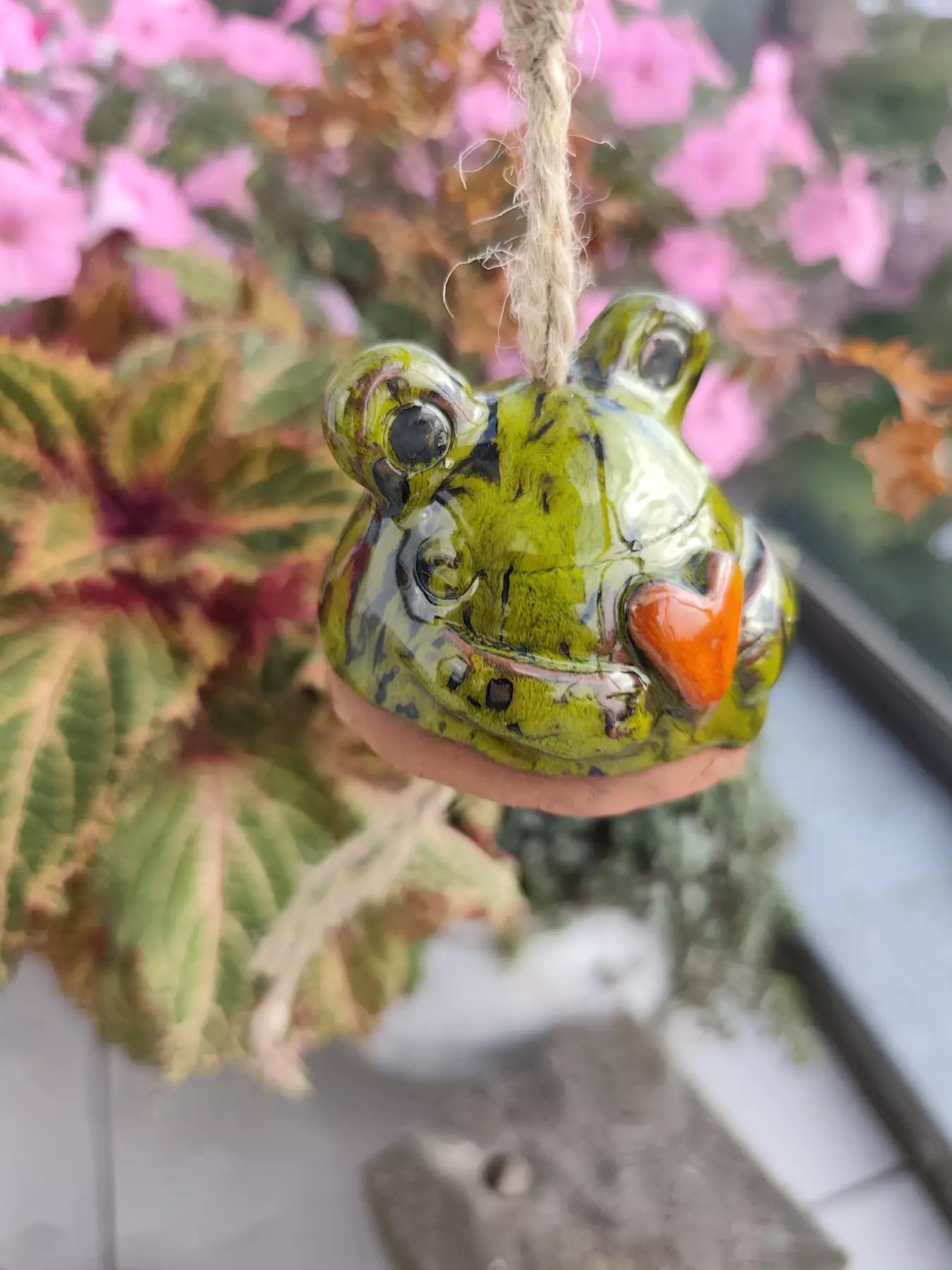 Dzwonek ceramiczny żaba